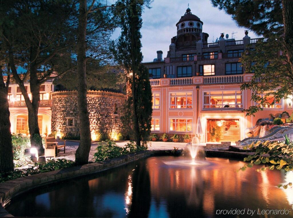 Hotel front